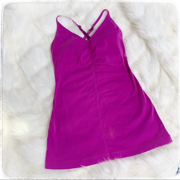 Lululemon tank size 6